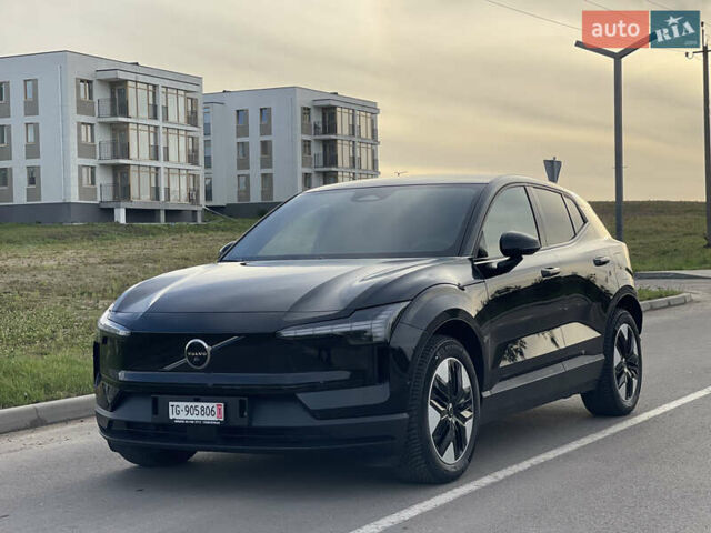 Черный Вольво EX30, объемом двигателя 0 л и пробегом 16 тыс. км за 32900 $, фото 30 на Automoto.ua