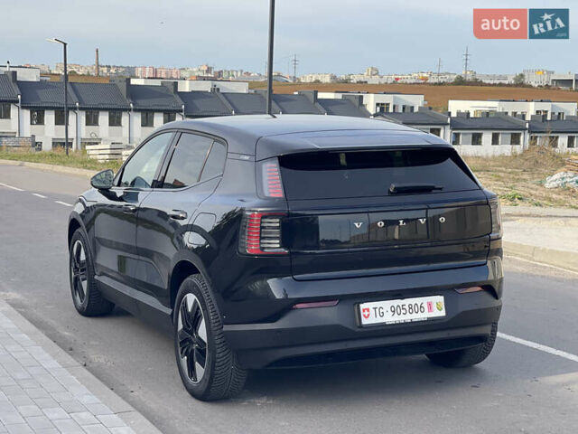 Черный Вольво EX30, объемом двигателя 0 л и пробегом 16 тыс. км за 32900 $, фото 94 на Automoto.ua
