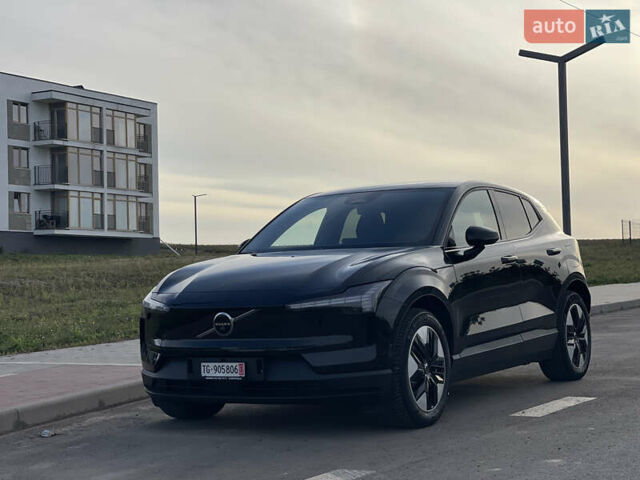 Черный Вольво EX30, объемом двигателя 0 л и пробегом 16 тыс. км за 32900 $, фото 69 на Automoto.ua