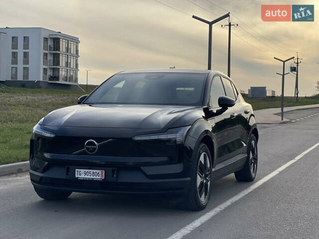 Черный Вольво EX30, объемом двигателя 0 л и пробегом 16 тыс. км за 32900 $, фото 67 на Automoto.ua