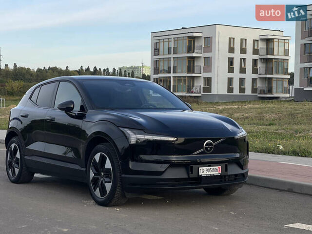 Черный Вольво EX30, объемом двигателя 0 л и пробегом 16 тыс. км за 32900 $, фото 62 на Automoto.ua