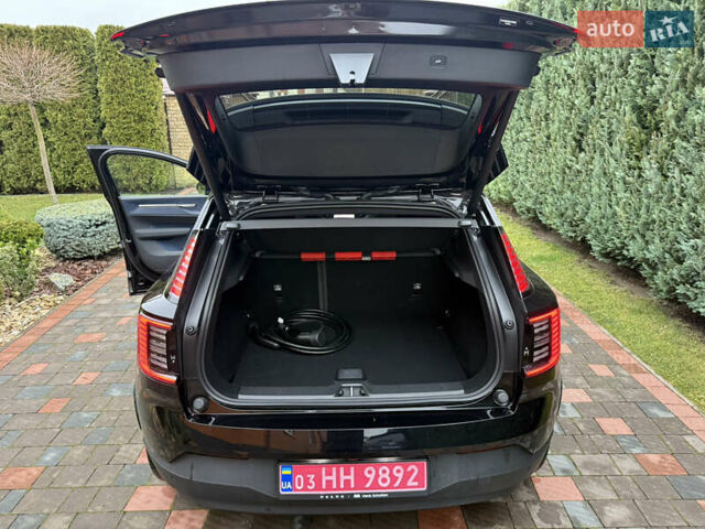 Черный Вольво EX30, объемом двигателя 0 л и пробегом 4 тыс. км за 22000 $, фото 13 на Automoto.ua