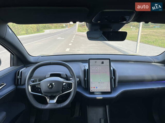 Черный Вольво EX30, объемом двигателя 0 л и пробегом 16 тыс. км за 32900 $, фото 43 на Automoto.ua