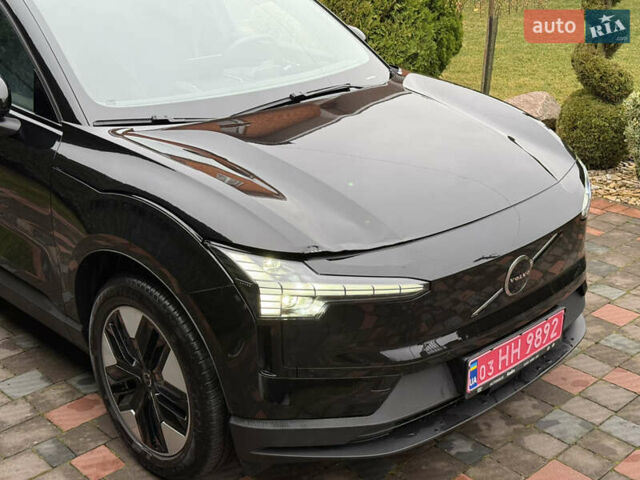 Черный Вольво EX30, объемом двигателя 0 л и пробегом 4 тыс. км за 22000 $, фото 8 на Automoto.ua