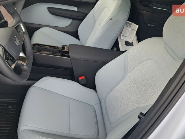 Вольво EX30, объемом двигателя 0 л и пробегом 0 тыс. км за 49500 $, фото 14 на Automoto.ua