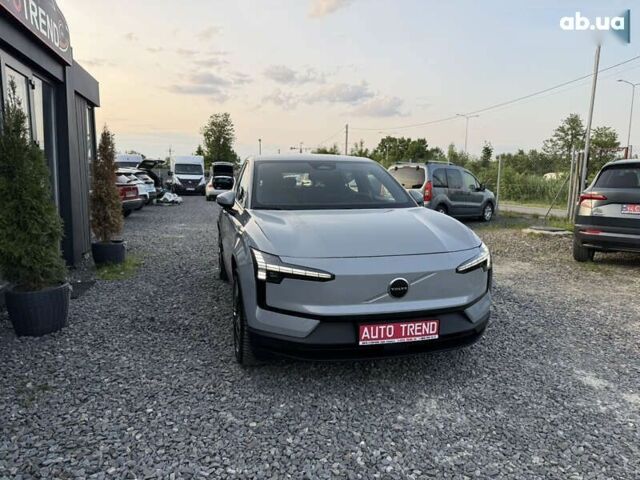 Вольво EX30, объемом двигателя 0 л и пробегом 13 тыс. км за 28100 $, фото 3 на Automoto.ua