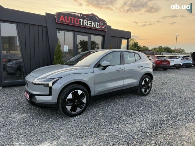 Вольво EX30, объемом двигателя 0 л и пробегом 13 тыс. км за 29350 $, фото 1 на Automoto.ua