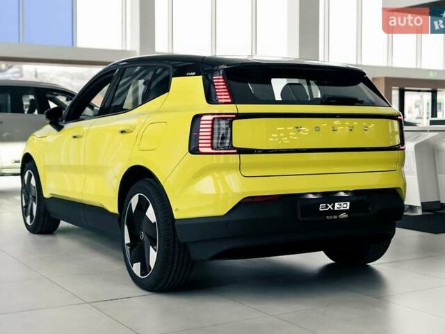 Желтый Вольво EX30, объемом двигателя 0 л и пробегом 6 тыс. км за 44292 $, фото 6 на Automoto.ua