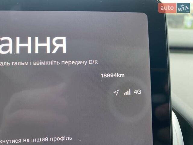 Желтый Вольво EX30, объемом двигателя 0 л и пробегом 19 тыс. км за 43034 $, фото 21 на Automoto.ua
