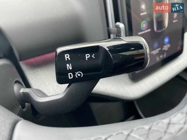 Желтый Вольво EX30, объемом двигателя 0 л и пробегом 19 тыс. км за 43034 $, фото 22 на Automoto.ua