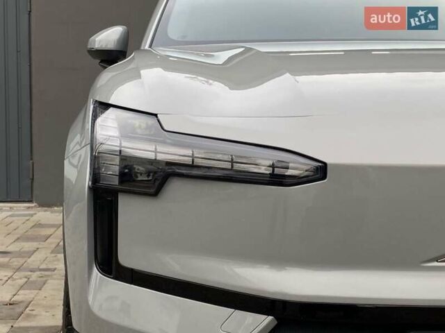 Сірий Вольво EX30, об'ємом двигуна 0 л та пробігом 23 тис. км за 25500 $, фото 15 на Automoto.ua
