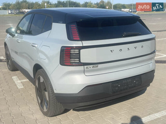 Серый Вольво EX30, объемом двигателя 0 л и пробегом 12 тыс. км за 35500 $, фото 6 на Automoto.ua