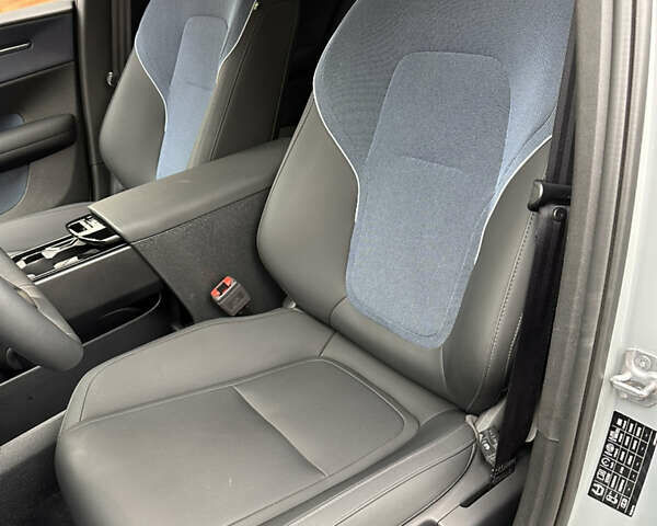 Серый Вольво EX30, объемом двигателя 0 л и пробегом 13 тыс. км за 25900 $, фото 53 на Automoto.ua