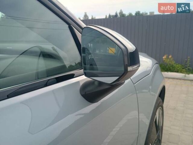Серый Вольво EX30, объемом двигателя 0 л и пробегом 7 тыс. км за 29749 $, фото 16 на Automoto.ua
