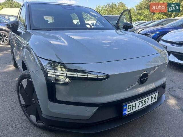 Серый Вольво EX30, объемом двигателя 0 л и пробегом 1 тыс. км за 42500 $, фото 5 на Automoto.ua