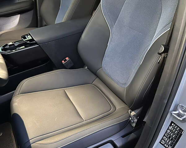 Серый Вольво EX30, объемом двигателя 0 л и пробегом 13 тыс. км за 25900 $, фото 30 на Automoto.ua