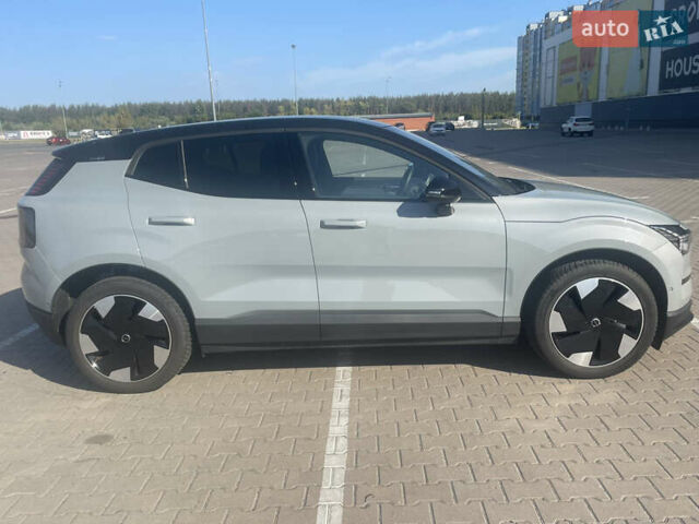 Серый Вольво EX30, объемом двигателя 0 л и пробегом 12 тыс. км за 35500 $, фото 4 на Automoto.ua