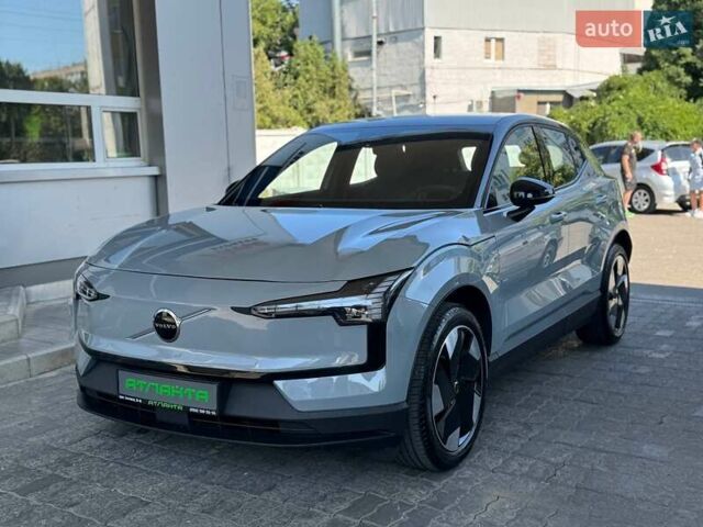 Серый Вольво EX30, объемом двигателя 0 л и пробегом 12 тыс. км за 26900 $, фото 1 на Automoto.ua