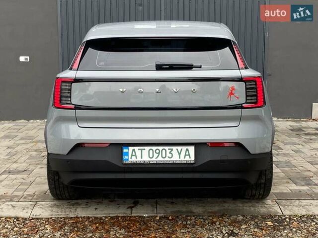 Сірий Вольво EX30, об'ємом двигуна 0 л та пробігом 23 тис. км за 25500 $, фото 19 на Automoto.ua