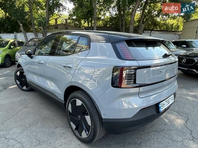 Серый Вольво EX30, объемом двигателя 0 л и пробегом 1 тыс. км за 42500 $, фото 4 на Automoto.ua