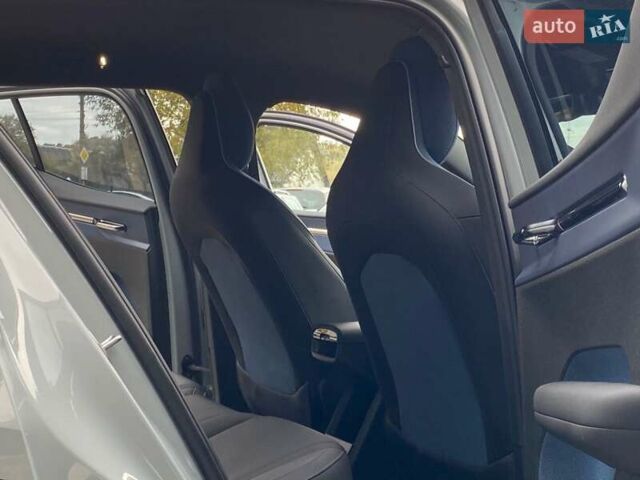 Сірий Вольво EX30, об'ємом двигуна 0 л та пробігом 23 тис. км за 25500 $, фото 3 на Automoto.ua