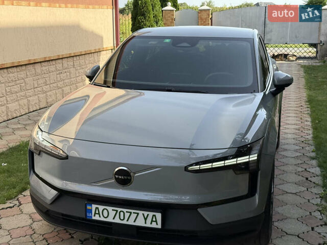 Серый Вольво EX30, объемом двигателя 0 л и пробегом 11 тыс. км за 24500 $, фото 6 на Automoto.ua