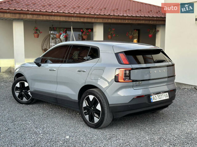 Серый Вольво EX30, объемом двигателя 0 л и пробегом 13 тыс. км за 25900 $, фото 1 на Automoto.ua