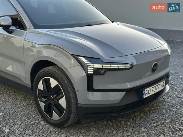 Серый Вольво EX30, объемом двигателя 0 л и пробегом 13 тыс. км за 25900 $, фото 19 на Automoto.ua