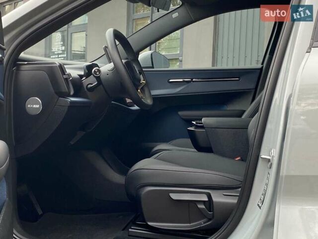 Сірий Вольво EX30, об'ємом двигуна 0 л та пробігом 23 тис. км за 25500 $, фото 9 на Automoto.ua