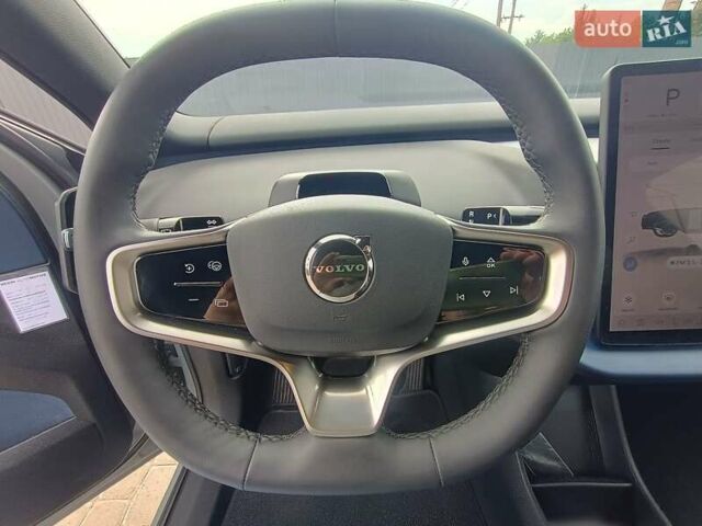 Серый Вольво EX30, объемом двигателя 0 л и пробегом 7 тыс. км за 29749 $, фото 1 на Automoto.ua
