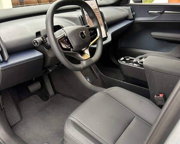 Серый Вольво EX30, объемом двигателя 0 л и пробегом 13 тыс. км за 25900 $, фото 51 на Automoto.ua