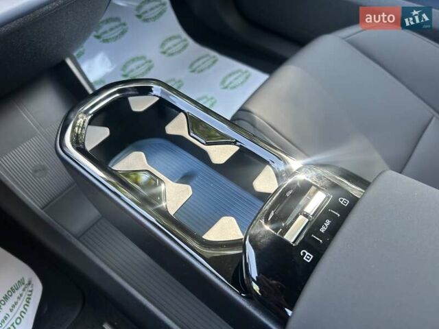 Серый Вольво EX30, объемом двигателя 0 л и пробегом 1 тыс. км за 42500 $, фото 8 на Automoto.ua