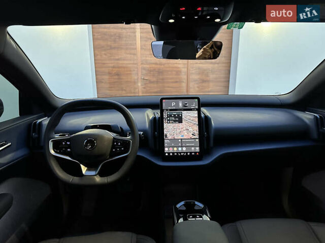 Серый Вольво EX30, объемом двигателя 0 л и пробегом 13 тыс. км за 25900 $, фото 32 на Automoto.ua