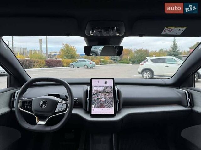 Серый Вольво EX30, объемом двигателя 0 л и пробегом 2 тыс. км за 42593 $, фото 24 на Automoto.ua