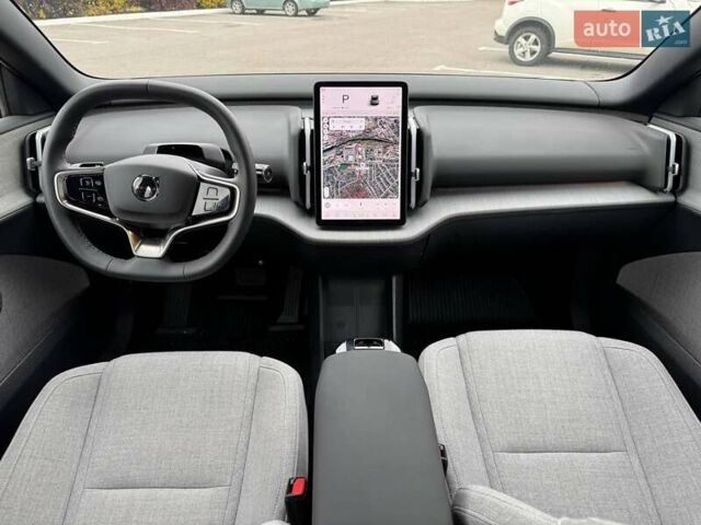 Серый Вольво EX30, объемом двигателя 0 л и пробегом 2 тыс. км за 42593 $, фото 23 на Automoto.ua