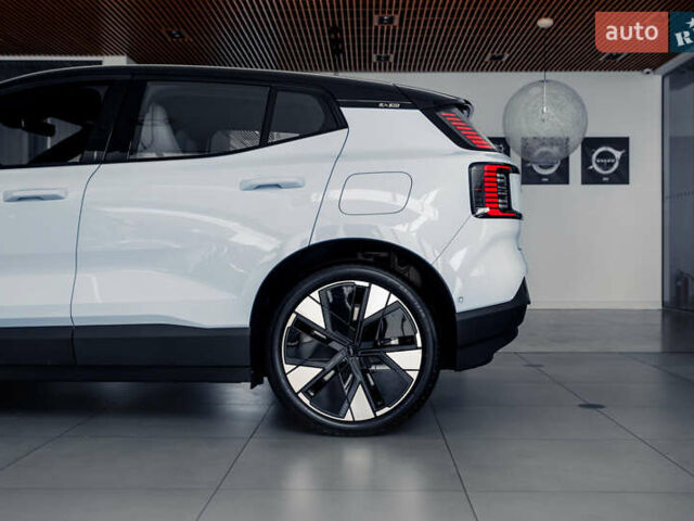 Синий Вольво EX30, объемом двигателя 0 л и пробегом 9 тыс. км за 41740 $, фото 7 на Automoto.ua