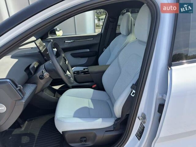 Синій Вольво EX30, об'ємом двигуна 0 л та пробігом 8 тис. км за 43265 $, фото 12 на Automoto.ua