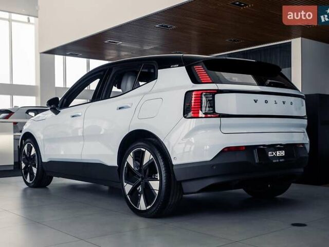 Синий Вольво EX30, объемом двигателя 0 л и пробегом 9 тыс. км за 41740 $, фото 4 на Automoto.ua