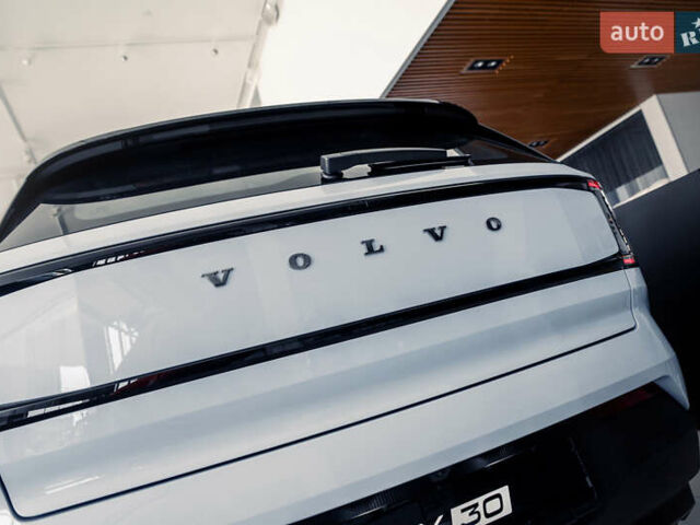 Синий Вольво EX30, объемом двигателя 0 л и пробегом 9 тыс. км за 41740 $, фото 10 на Automoto.ua