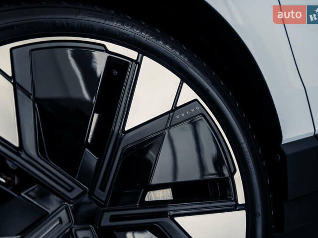 Синий Вольво EX30, объемом двигателя 0 л и пробегом 9 тыс. км за 41740 $, фото 18 на Automoto.ua