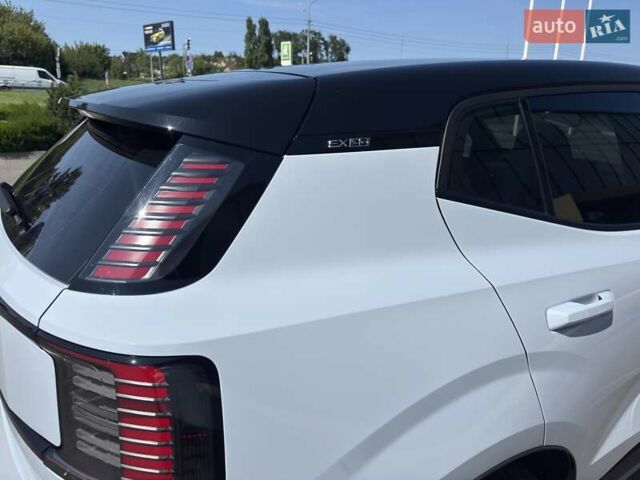 Синій Вольво EX30, об'ємом двигуна 0 л та пробігом 8 тис. км за 43265 $, фото 11 на Automoto.ua
