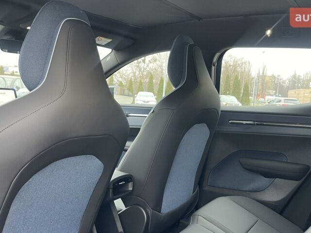 Вольво EX30 Cross Country, объемом двигателя 0 л и пробегом 0 тыс. км за 46676 $, фото 20 на Automoto.ua