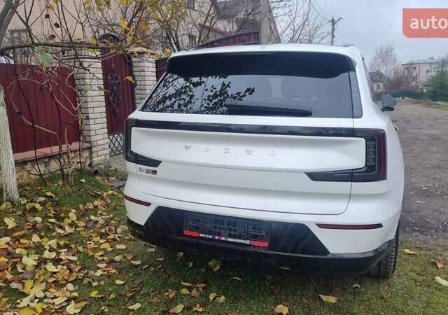 Белый Вольво EX90, объемом двигателя 0 л и пробегом 9 тыс. км за 78000 $, фото 6 на Automoto.ua