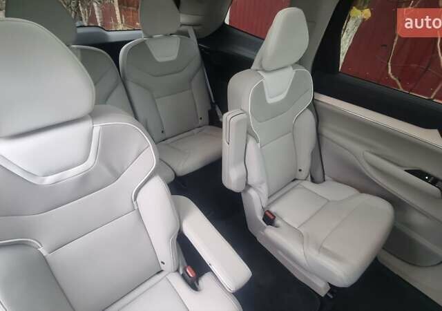 Белый Вольво EX90, объемом двигателя 0 л и пробегом 9 тыс. км за 78000 $, фото 15 на Automoto.ua