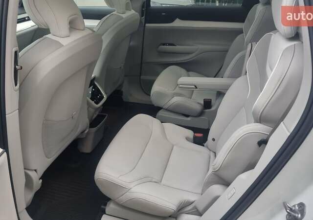 Белый Вольво EX90, объемом двигателя 0 л и пробегом 9 тыс. км за 78000 $, фото 12 на Automoto.ua