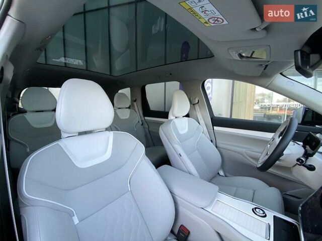 Серый Вольво EX90, объемом двигателя 0 л и пробегом 1 тыс. км за 92793 $, фото 21 на Automoto.ua