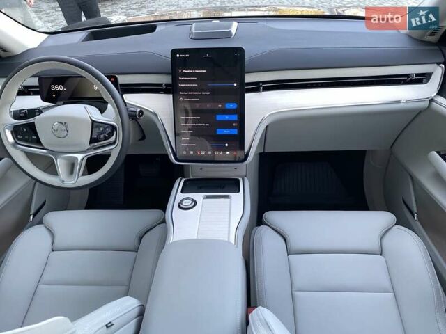 Серый Вольво EX90, объемом двигателя 0 л и пробегом 1 тыс. км за 92793 $, фото 28 на Automoto.ua