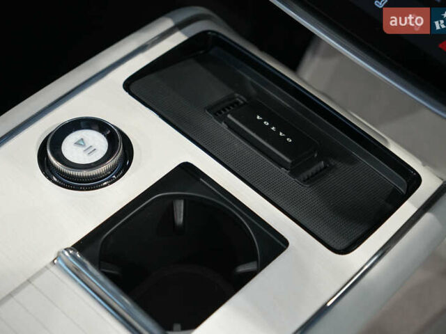 Серый Вольво EX90, объемом двигателя 0 л и пробегом 1 тыс. км за 90459 $, фото 17 на Automoto.ua