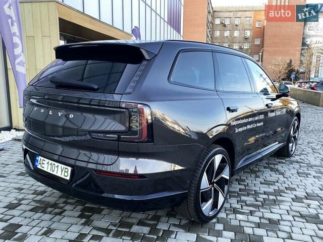 Серый Вольво EX90, объемом двигателя 0 л и пробегом 1 тыс. км за 92793 $, фото 9 на Automoto.ua