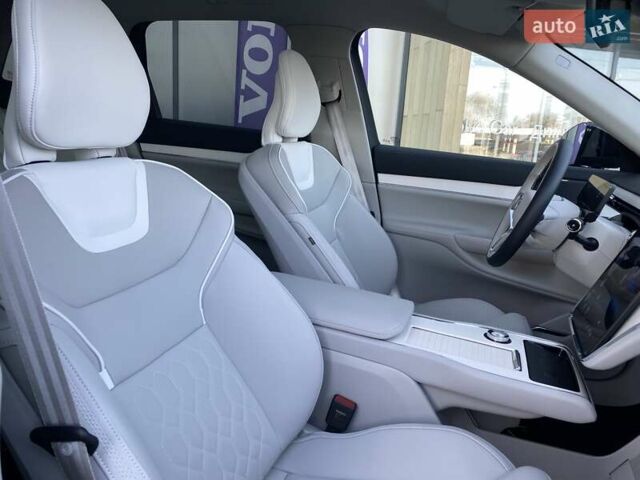 Серый Вольво EX90, объемом двигателя 0 л и пробегом 1 тыс. км за 92793 $, фото 19 на Automoto.ua